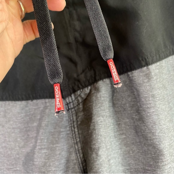 Speedo Men's Board Swimming Shorts Trunks Lace Up Grey & Black - Picture 4 of 10